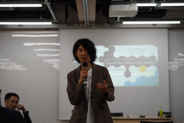 樋口恭介
