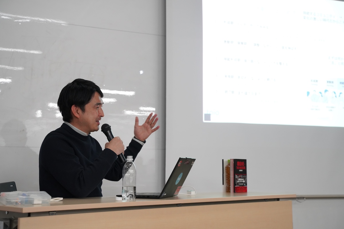 ものづくりはエンタメ。コミュニティは相互推し活。：ロボットエンジニア・田中章愛が未来へつなぐ「夢中」の身体性｜CFD013：田中章愛